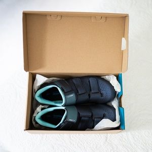 Shimano RC1W Women’s Cycling Shoes in Navy